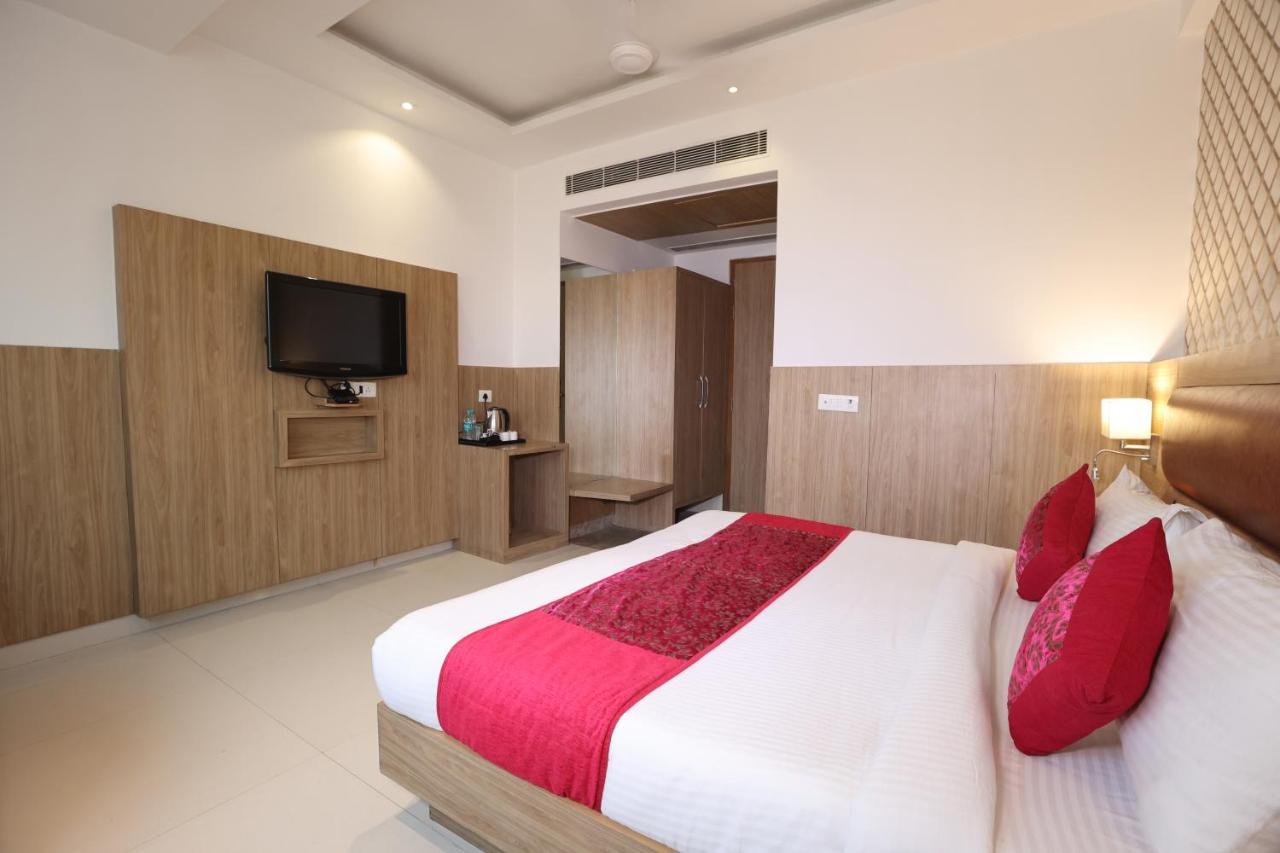 The Elevate Hotel - Near Delhi International Airport Nové Dillí Exteriér fotografie
